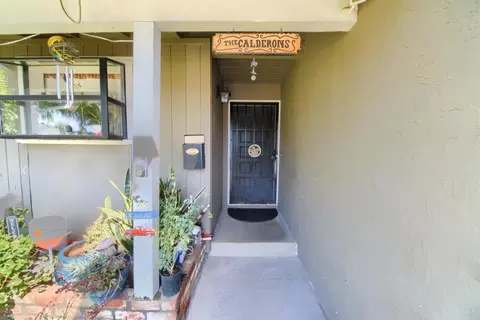 Entry Way - 731 Welburn Ave, Gilroy, CA 95020 photo 1 of 7