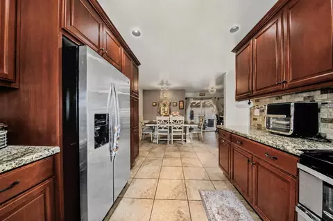 Entry Way - 731 Welburn Ave, Gilroy, CA 95020 photo 4 of 7