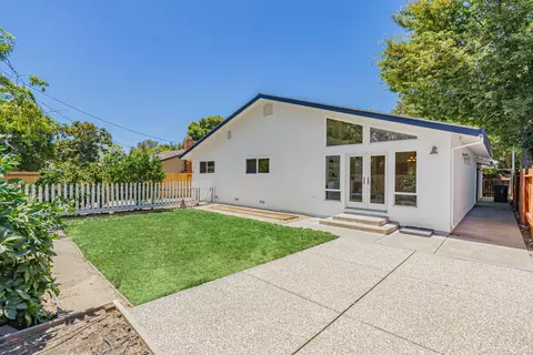 Exterior - 1306 Whittier Dr, Davis, CA 95618 photo 5 of 5