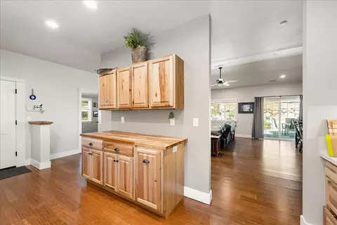 Entry Way - 3311 Cascade Trl, Cool, CA 95614 photo 5 of 7