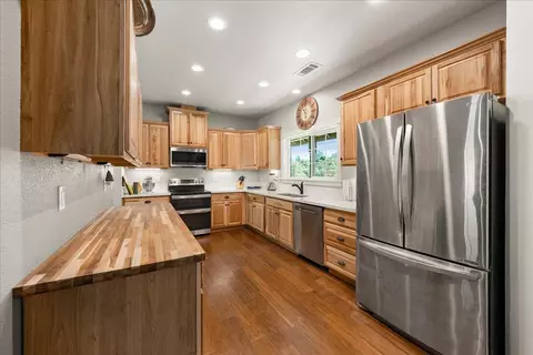 Kitchen - 3311 Cascade Trl, Cool, CA 95614 photo 1 of 4