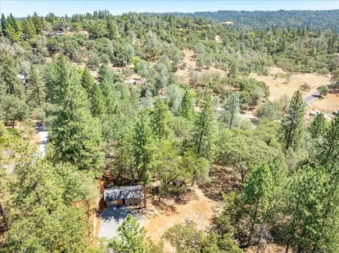 View/Area - 3311 Cascade Trl, Cool, CA 95614 photo 5 of 8