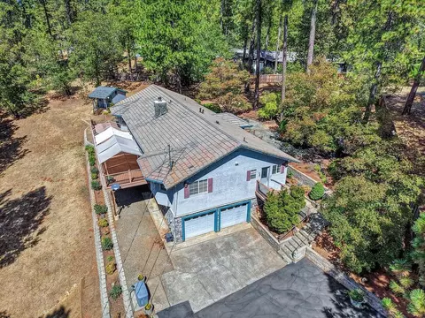 View/Area - 18135 Quail Mountain Ct, Applegate, CA 95703 photo 5 of 6