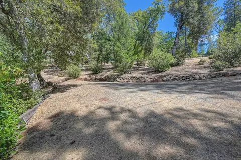 Exterior - 18135 Quail Mountain Ct, Applegate, CA 95703 photo 25 of 29