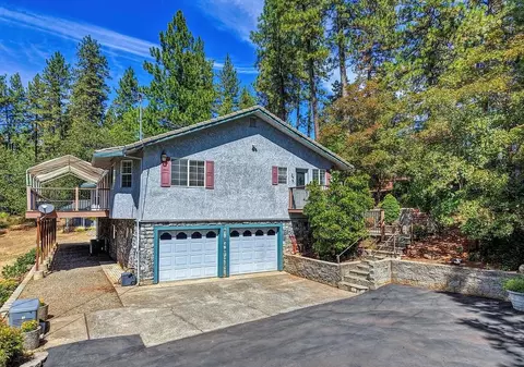 Exterior - 18135 Quail Mountain Ct, Applegate, CA 95703 photo 1 of 29