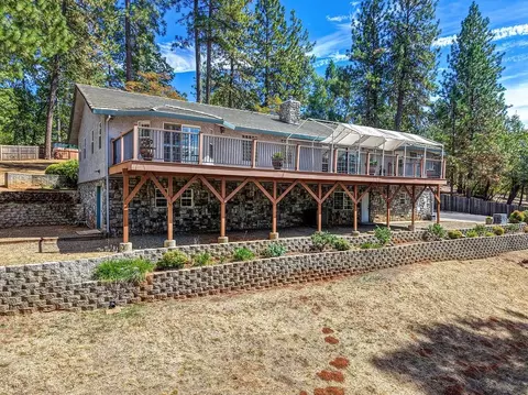 Exterior - 18135 Quail Mountain Ct, Applegate, CA 95703 photo 7 of 29