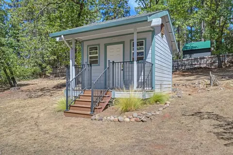 Exterior - 18135 Quail Mountain Ct, Applegate, CA 95703 photo 19 of 29