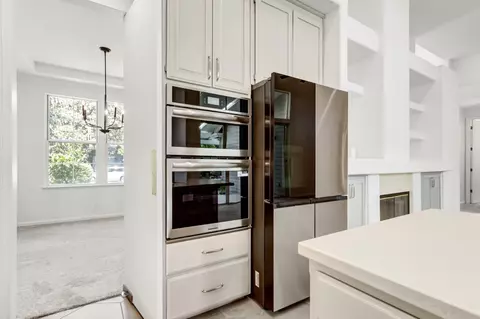 Kitchen - 2722 Emerald Bay Dr, Davis, CA 95618 photo 5 of 8