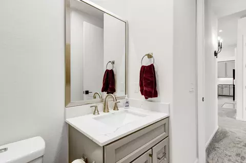 Bath - 2722 Emerald Bay Dr, Davis, CA 95618 photo 8 of 8
