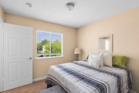 Bedroom - 1915 Maplegrove Ln, Tracy, CA 95376 photo 5 of 7