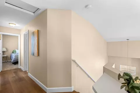 Entry Way - 1915 Maplegrove Ln, Tracy, CA 95376 photo 5 of 5