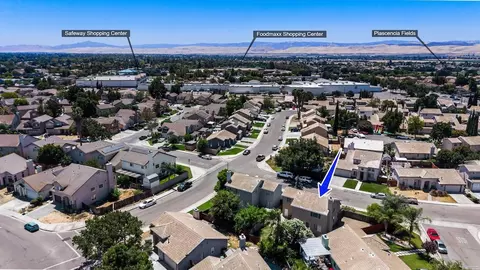 View/Area - 1915 Maplegrove Ln, Tracy, CA 95376 photo 2 of 4