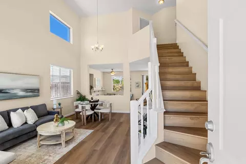 Entry Way - 1915 Maplegrove Ln, Tracy, CA 95376 photo 1 of 5
