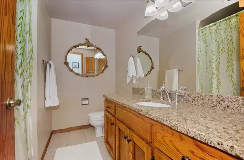 Bath - 5617 Indian Hills Rd, Murphys, CA 95247 photo 3 of 5