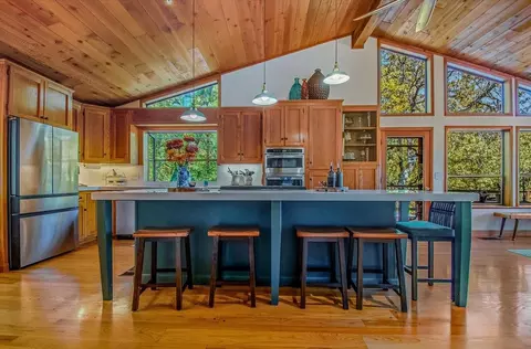 Kitchen - 5617 Indian Hills Rd, Murphys, CA 95247 photo 5 of 7