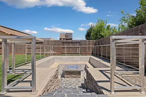 Exterior - 428 Pendragon, Manteca, CA 95337 photo 6 of 13