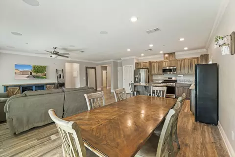 Dining - 428 Pendragon, Manteca, CA 95337 photo 2 of 2