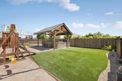Exterior - 428 Pendragon, Manteca, CA 95337 photo 2 of 13