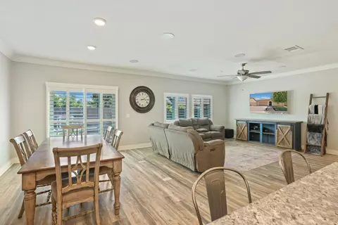Dining - 428 Pendragon, Manteca, CA 95337 photo 1 of 2