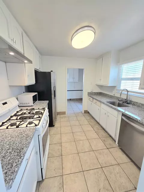 427 M St, Rio Linda, CA 95673