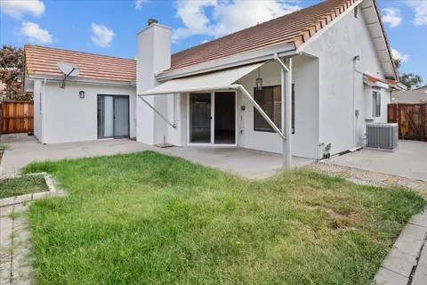 Exterior - 409 Montrose Ct, Modesto, CA 95355 photo 6 of 7