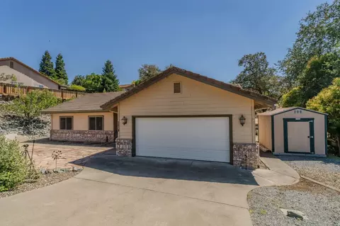 2760 Silverado Dr, Valley Springs, CA 95252