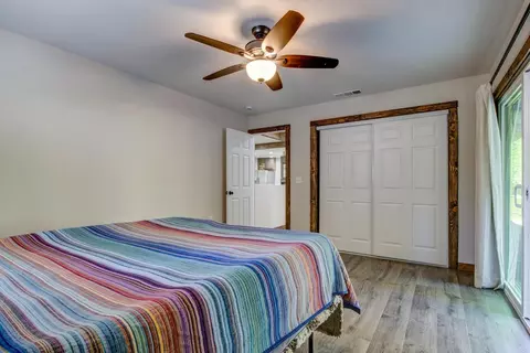 Bedroom - 1869 Hwy 4, Arnold, CA 95223 photo 1 of 4