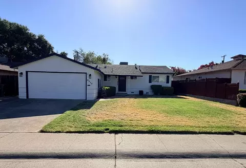 9313 Emily St, Elk Grove, CA 95624