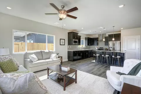 Living - 928 Norman Rd, Galt, CA 95632 photo 2 of 2