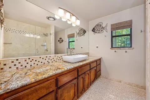 Bath - 7040 Goferbroke Rd, Georgetown, CA 95634 photo 3 of 4