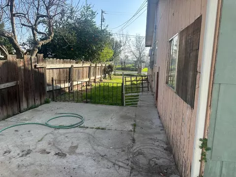 Exterior - 7900 Myrtle Ave, Winton, CA 95388 photo 6 of 9