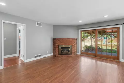Living - 3912 Henderson Way, Carmichael, CA 95608 photo 4 of 7