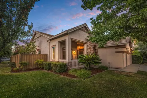 Exterior - 2152 Ritchie St, Folsom, CA 95630 photo 10 of 12