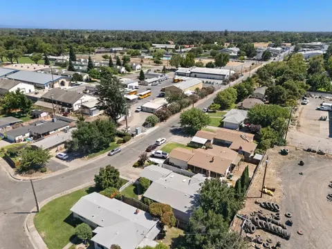 View/Area - 983 Fairview Dr, Gridley, CA 95948 photo 6 of 8