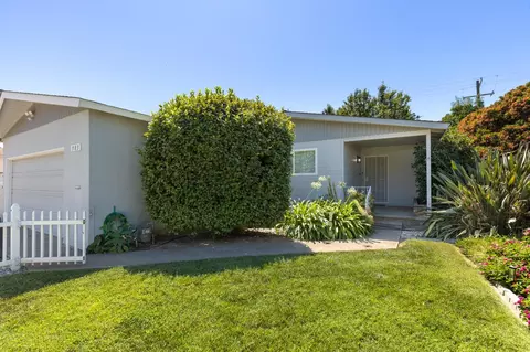Exterior - 983 Fairview Dr, Gridley, CA 95948 photo 3 of 7