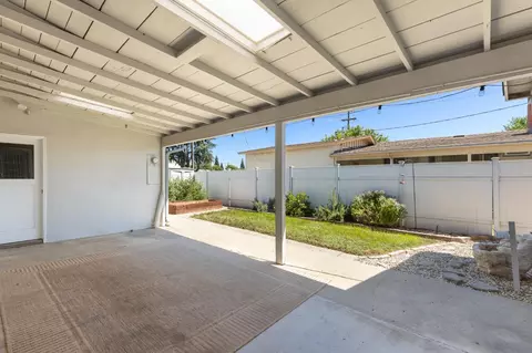 Exterior - 983 Fairview Dr, Gridley, CA 95948 photo 4 of 7