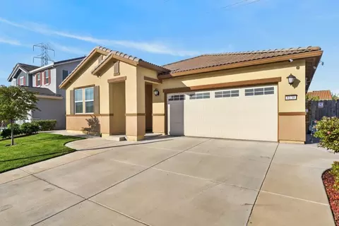 8138 Scrimshaw Way, Sacramento, CA 95829