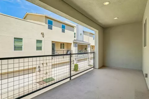 Exterior - 958 Marvel Stripe Ter, Davis, CA 95616 photo 3 of 7