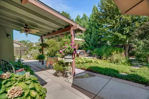 Exterior - 495 Mahogany Ln, Tracy, CA 95376 photo 4 of 15