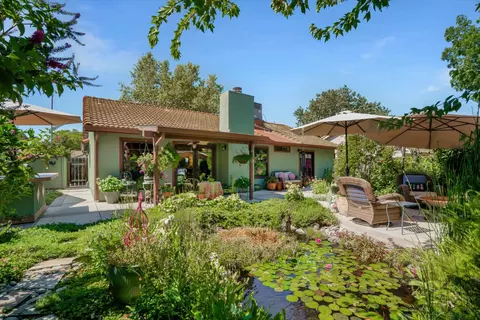 Exterior - 495 Mahogany Ln, Tracy, CA 95376 photo 5 of 15