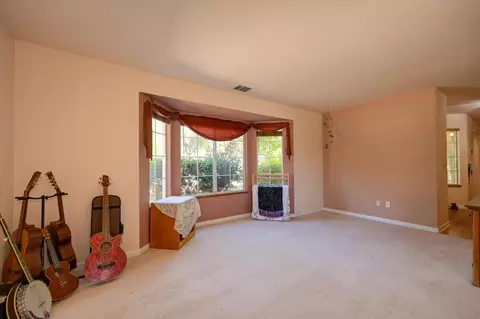 Living - 4644 Cosumnes View Trl, Placerville, CA 95667 photo 2 of 10