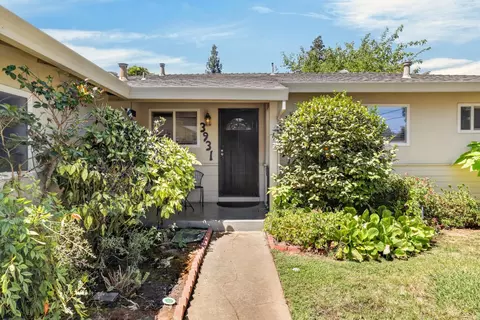 3931 Aberdeen Way, Sacramento, CA 95821