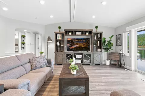 Living - 762 Poker Flat Rd, Copperopolis, CA 95228 photo 4 of 5