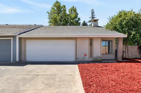 7711 Lakewood Park Dr, Sacramento, CA 95828