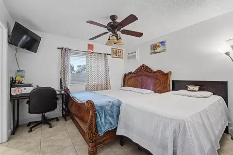 Bedroom - 1060 Sage St, Gridley, CA 95948 photo 3 of 4