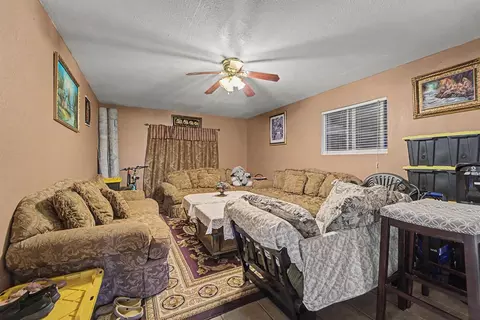 Living - 1060 Sage St, Gridley, CA 95948 photo 1 of 1