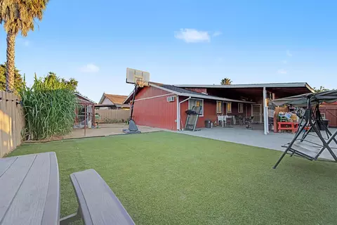 Exterior - 1060 Sage St, Gridley, CA 95948 photo 10 of 10