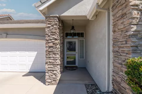 Entry Way - 2205 Perth Dr, Modesto, CA 95355 photo 1 of 5