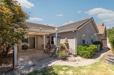 Exterior - 2205 Perth Dr, Modesto, CA 95355 photo 3 of 8