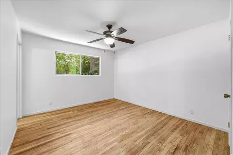 Bedroom - 10552 Alta St, Grass Valley, CA 95945 photo 3 of 4